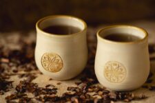 Cacao Husk Tea In Cups